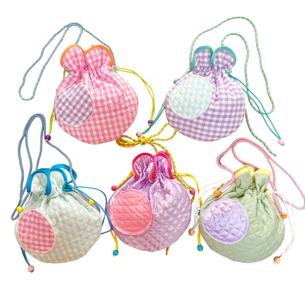 NEO <a href="/neo_products/">NEO</a> さんから、ショルダー巾着バッグが入荷💖
namo.カラー🎨

二つ折り財布やスマホ、ハンカチ、小物など入る大きめの巾着バックです💯
肩の紐の長さは調整出来ます💯

⭕️直接は3/16、17のイベントにて🌷
⭕️お通販は只今からnamo. までDMで承ります💌

¥6,820
縦 約21cm×横 約24cm