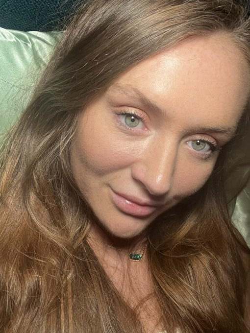 Goodnight babes https://t.co/fS54weS1lZ