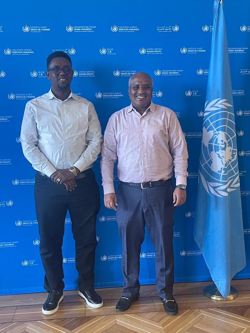 allaqabe2's tweet photo. With my Friend Avv Omar Abdulle Omar Dhagey at Geneva for 140th Sention. https://t.co/Avl9pw3QTv