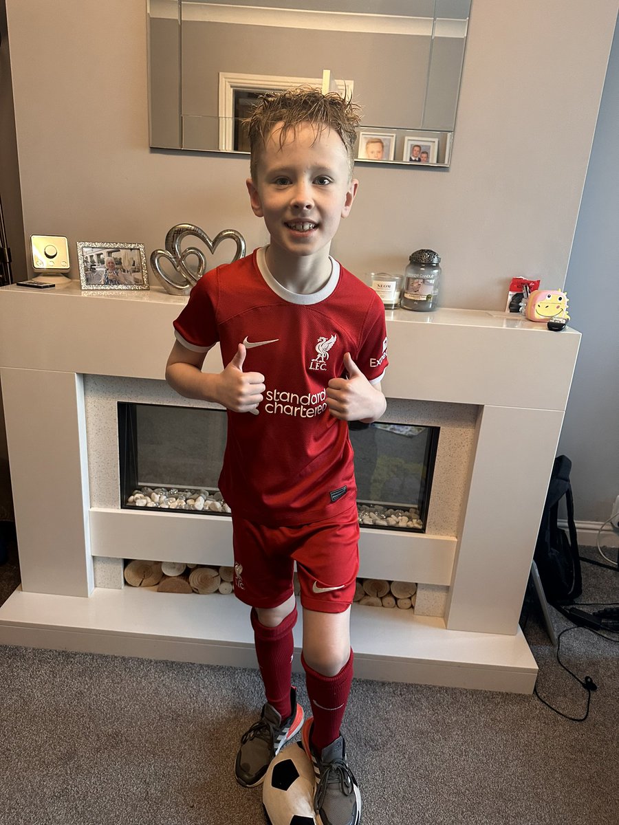 World book day 2024 🥰 @GarswoodPrimary @MrsBagshaw @lucymyatt #thehighwayrat #juliadonaldson #liverpoolfc #lfc @LFC