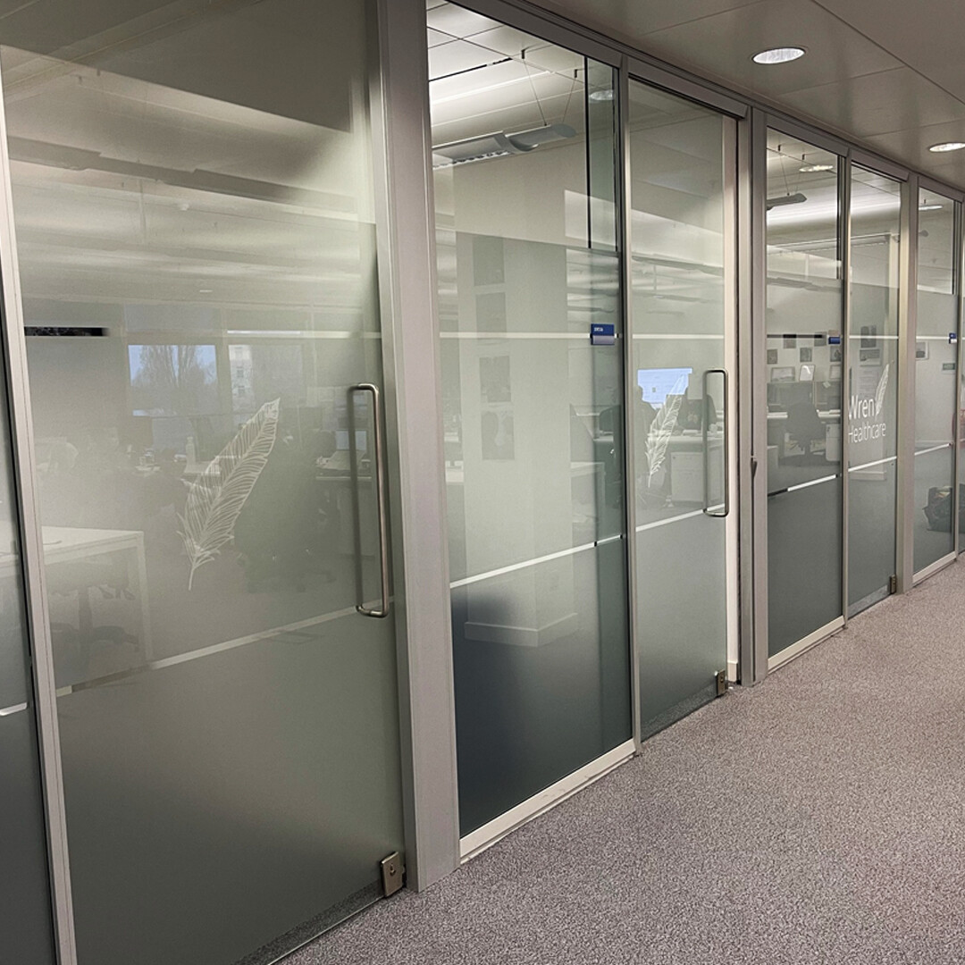 SCWrapping's tweet image. Did you know we offer window frosting services? Contact us today to find out more information 📲

@southcoastwrapping
#windowfrosting #office #privacy