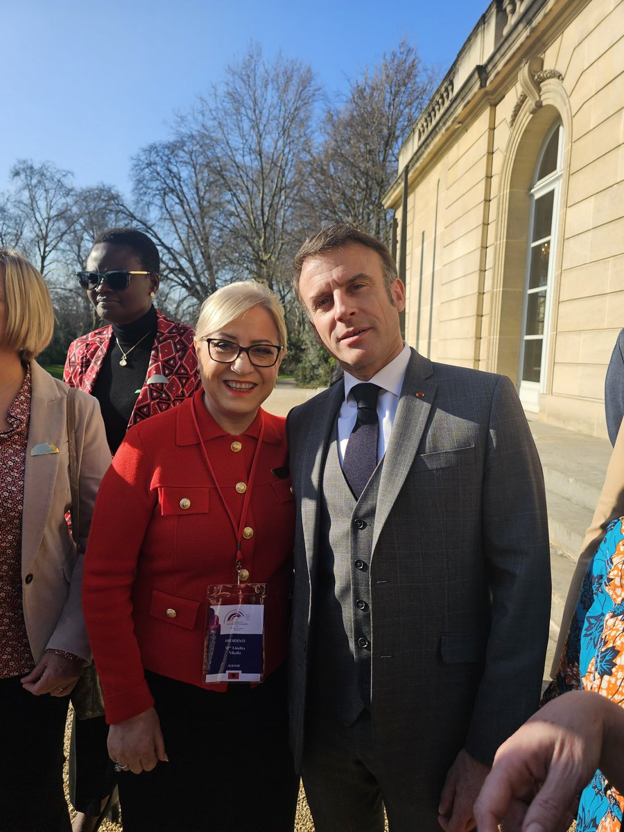 Day2 of of Women Speakers Summit started with an impressive meeting with 🇫🇷President @EmmanuelMacron. In Paris, at the heart of France's Declaration of the Rights of Man and of the Citizen Rights, President Macron's statement that equality is a universal issue was inspiring.