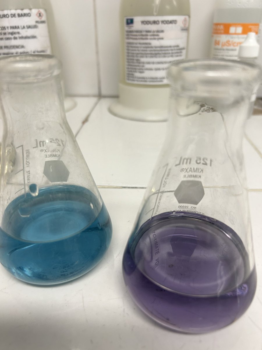 StephannyMont's tweet photo. Amo trabajar de lo que estudié, amo la química ⚛️ https://t.co/cgqM2NfDnf