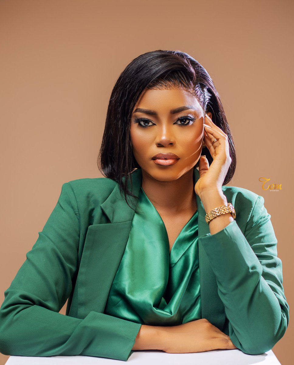 Tom_Studios_'s tweet photo. Sweet Portraits 📸😌
#Tom #Tomstudios #Portraits
#photographylovers #Photographer
#Nigerianphotographer https://t.co/9O0TyaFVhb