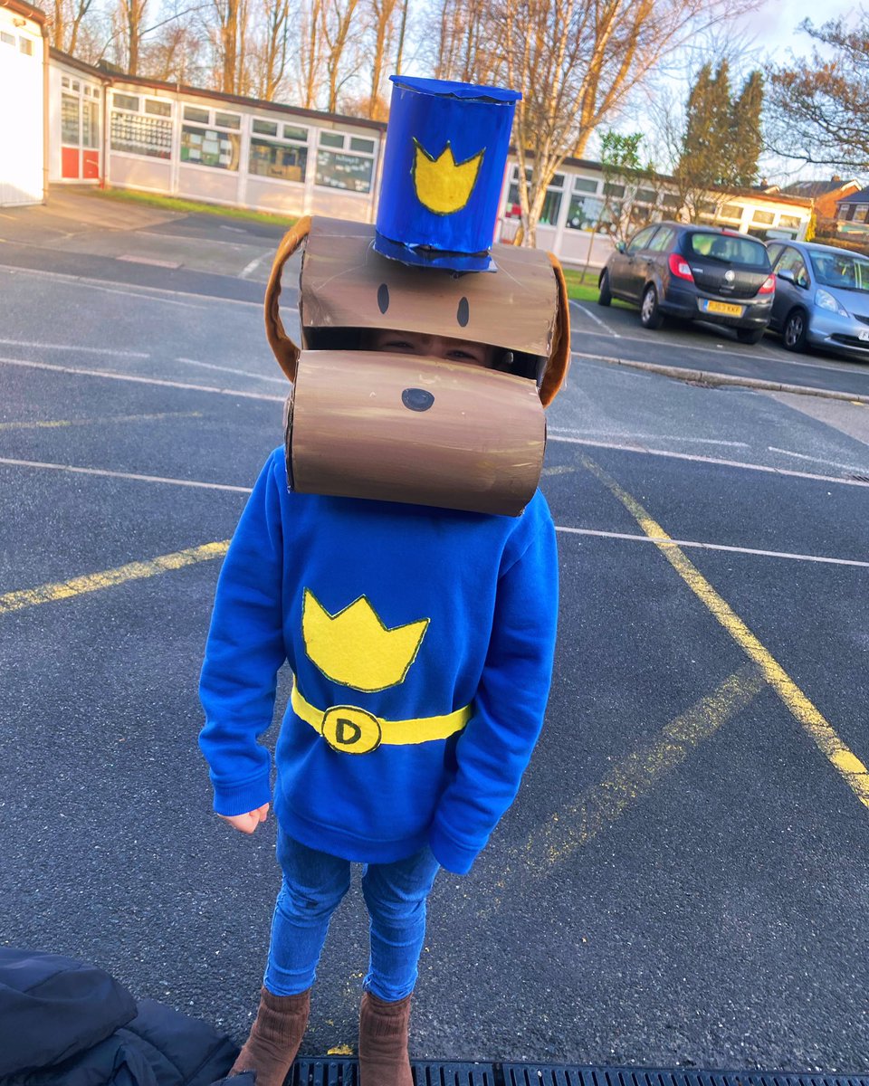 Katy10598293's tweet photo. World book day! My Ronnie’s favourite character ❤️📚 https://t.co/fZ4DKWzHJa
