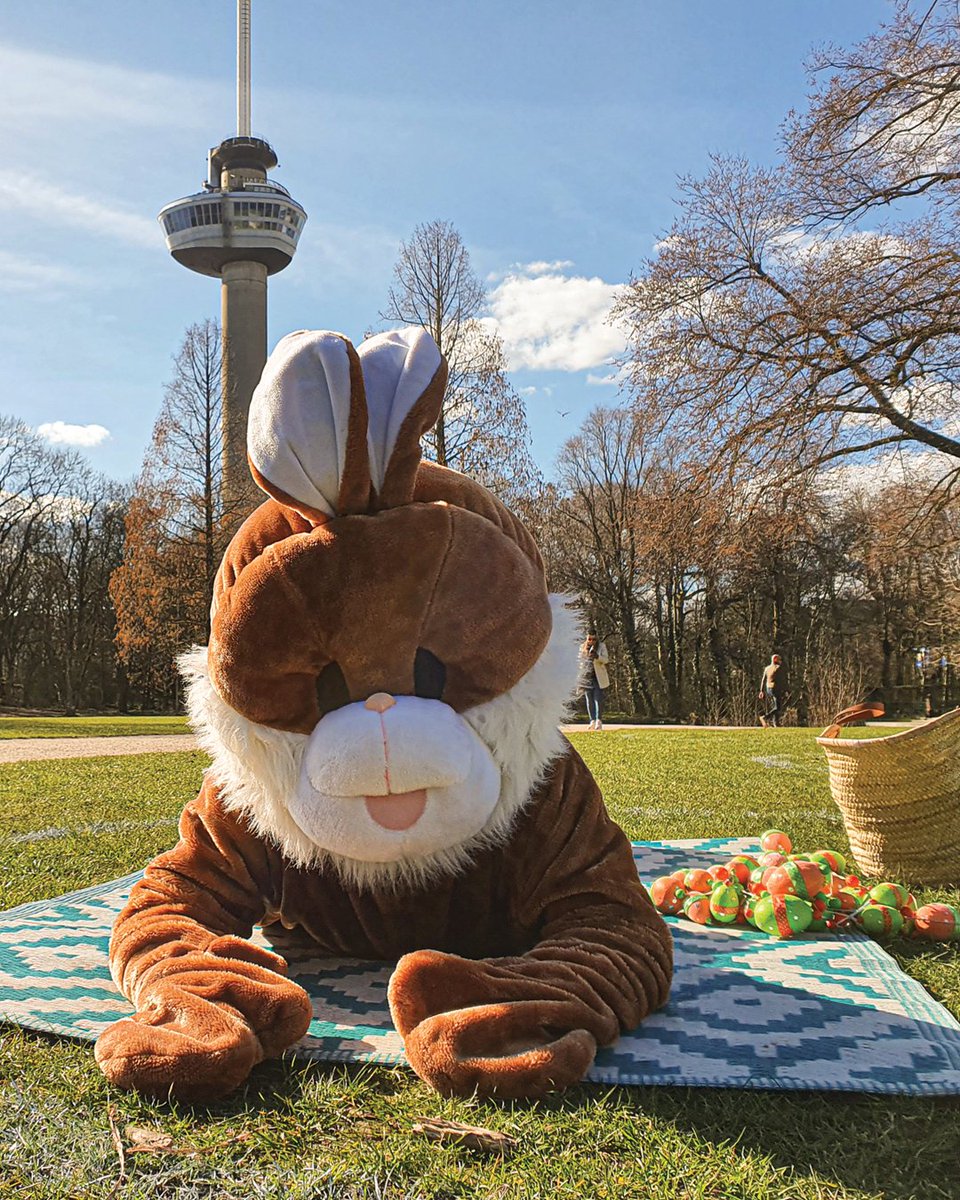 📷📷Tijdens het lange paasweekend gaan we er allemaal op uit, en hoe kun je de dag beter starten dan met een paasarrangement inclusief een bezoek aan de top van de Euromast?

📷 Reserveer snel via: euromast.nl/paasontbijt