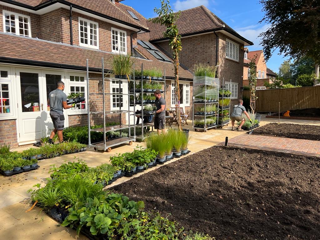 Garden_Company1's tweet photo. It's #NationalCareersWeek - if you're thinking about career options after school or college, check out BALI's #GoLandscape guidance on job roles in #landscaping here: https://t.co/aqVTPhXtot.  

Pic shows one of our landscape teams at work 🌱🌳
@BALI_Landscape @BALIGoLandscape https://t.co/CztqDdUTr5