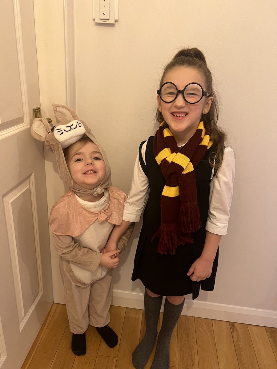 Aimee 🌻 tweet media