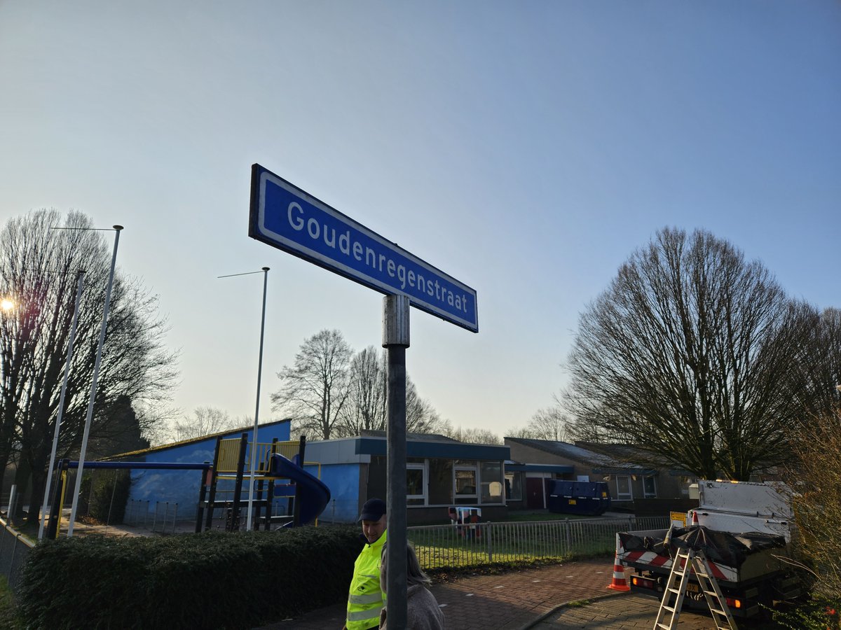 #Oekraïne | Binnenkort openen wij in onze gemeente 2 nieuwe opvanglocaties voor mensen uit Oekraïne. In totaal kunnen wij na opening ongeveer 150 mensen opvangen. Hiermee voldoen wij aan het aantal Oekraïners dat onze gemeente gevraagd is op te vangen.

➡️ duiven.nl/extra-opvangpl…