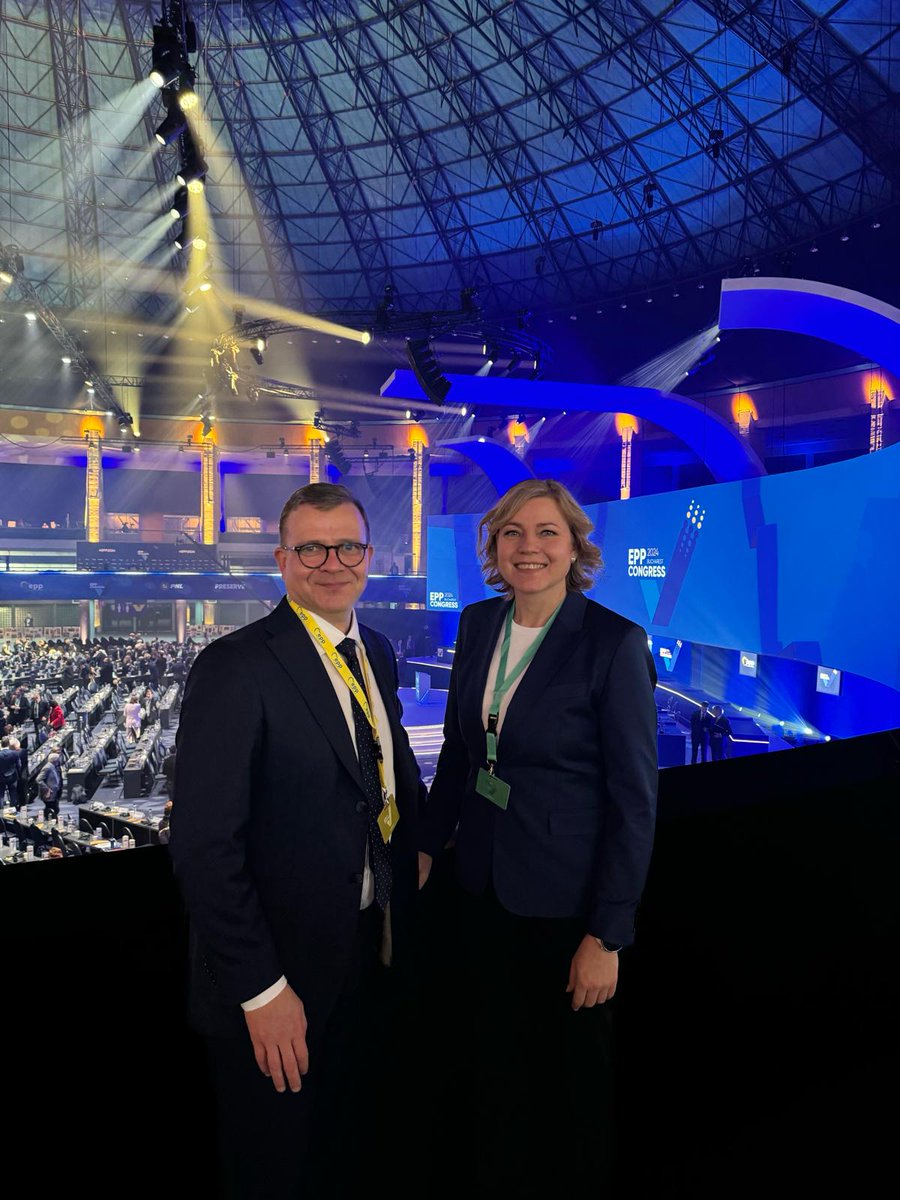 HennaVirkkunen's tweet photo. Good discussions and happy encounters at #EPPCongress2024 in Bucharest on the @EPP vision for the future of Europe 🇪🇺 https://t.co/pvnGCTrhGW
