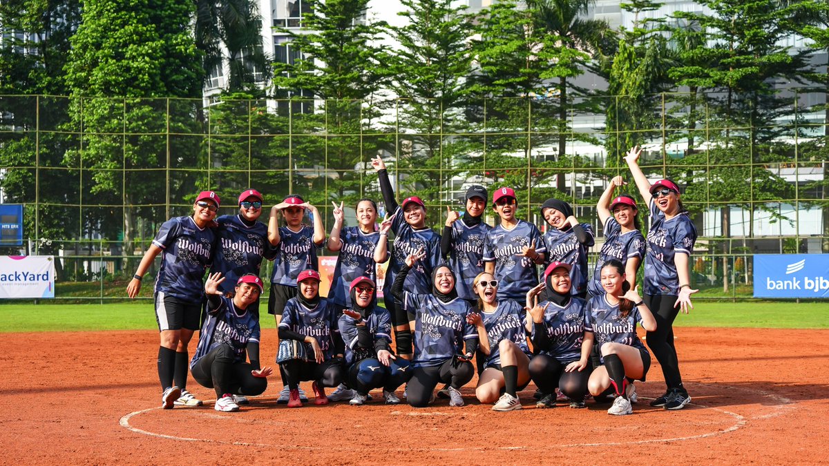 ellakalong's tweet image. July 2023: returned to the field after 15 years not playing
February 2024: play in tournaments

#jadilebihbaik
#keepprogressing