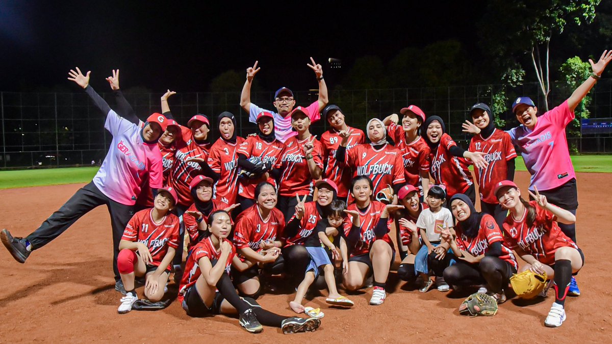 ellakalong's tweet image. July 2023: returned to the field after 15 years not playing
February 2024: play in tournaments

#jadilebihbaik
#keepprogressing