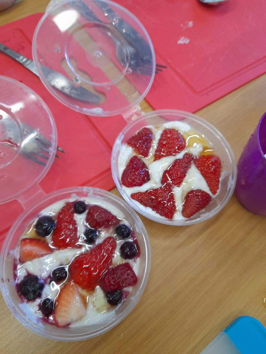 Mashing, cutting, mixing and ,most importantly, tasting the Very Berry Desserts at Horningsham Primary Phunky Cook Club. @PhunkyFoods #Wiltshire #nutrition #healthylifestyles