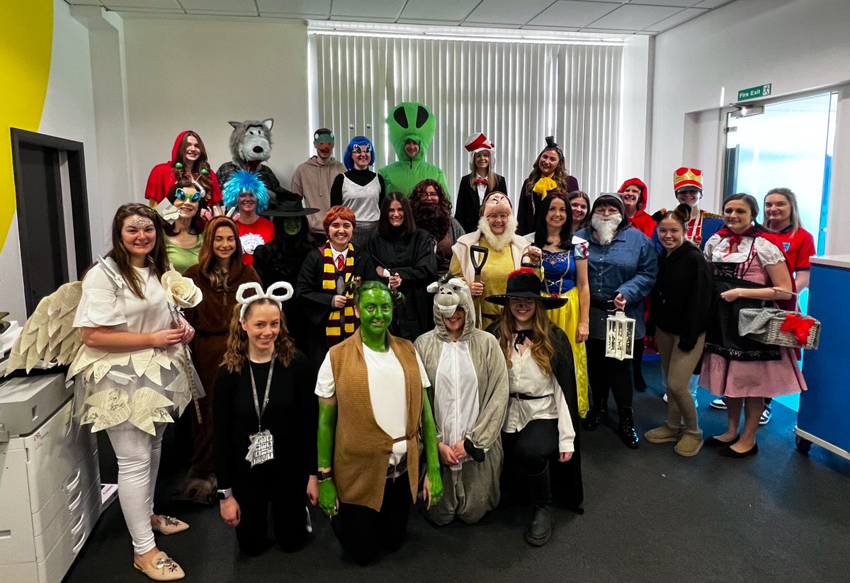 A whole host of book characters await our classes today! Happy #WorldBookDay2024 everyone! 💙 📕📚#readyourway