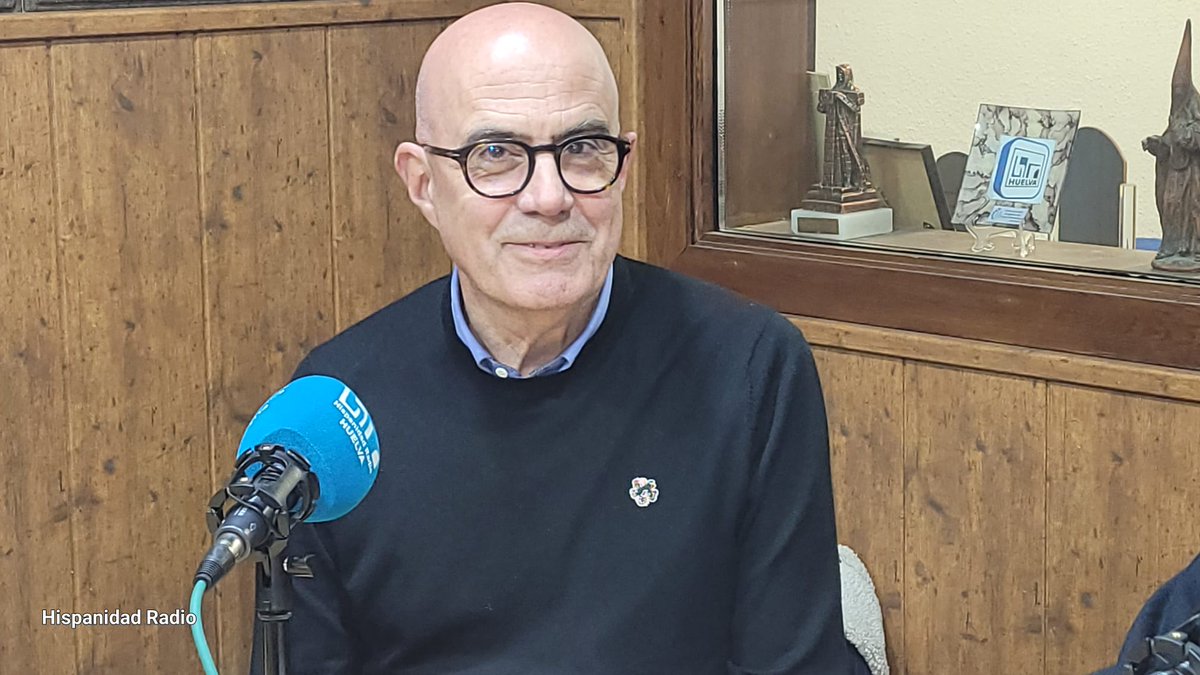 sedimentology's tweet photo. The IAS Past President @DAriztegui, the IAS Acting General Secretary @gonzaloveiga and Chairman of the 38th International Meeting of Sedimentology #38IMS Juan Antonio Morales González were guests of radio programme De Pueblo a Pueblo @hispanidadradio: https://t.co/cQKVabPbvT https://t.co/GPbtP1GyiF