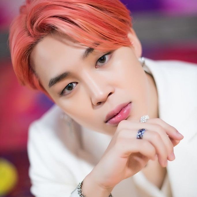 iauroram's tweet photo. برای بالا بردن ارزش تجاری جیمین
ریپ+ریت بزنید

For지민JIMIN #지민 #JIMIN #PARKJIMIN #BTSJIMIN https://t.co/VcwXHFMl2C