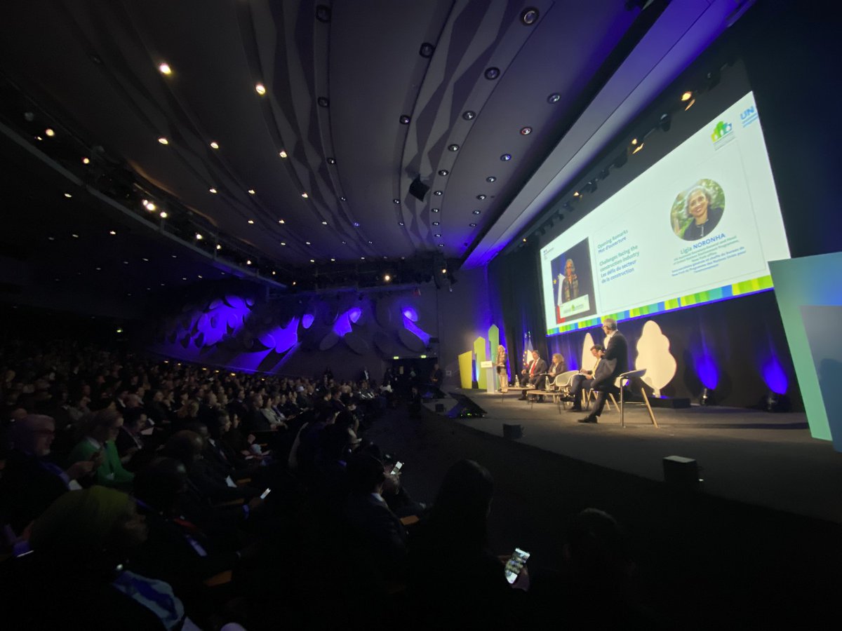 Starting now! The first-ever Buildings and Climate Global Forum is opening this morning in Paris. We are here with all our team members and a rich agenda to support the global building community ⬇️ peeb.build/news-events/PE… #BuildForClimate