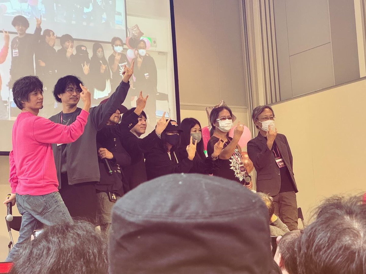 dosei53yoshi's tweet photo. レトロゲームサミットでのRTキャンペーンに当選。ということで、レトロゲームサミットでのステージイベント登壇者のサイン入り色紙を入手しました。
貴重なサイン入り色紙、大切に飾らせていただきます。ありがとうございました。
#レトロゲームサミット
#retrogamesummit https://t.co/DHH7FYbjJK