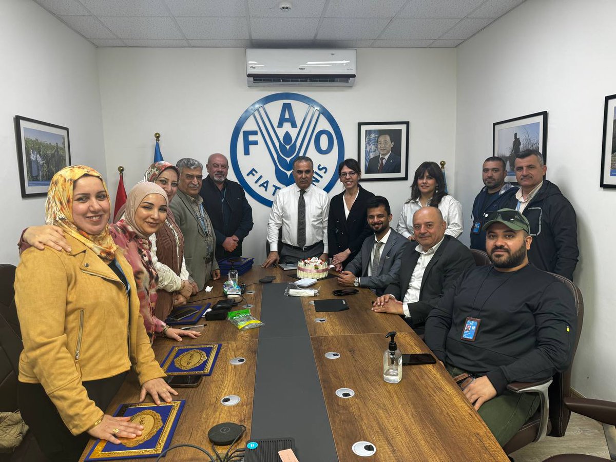 🎉اليوم في <a href="/FAOIraq/">FAO Iraq</a>   اجتمعنا  للاحتفال بيوم المرأة العالمي، و تقديم تهانينا القلبية لزميلاتنا النساء.
🌍 قمنا بتكريم زملاتنا الرائعات تقديراً لجهودهن في تحقيق مهمة و أهداف <a href="/FAO/">Food and Agriculture Organization</a>  في العراق.