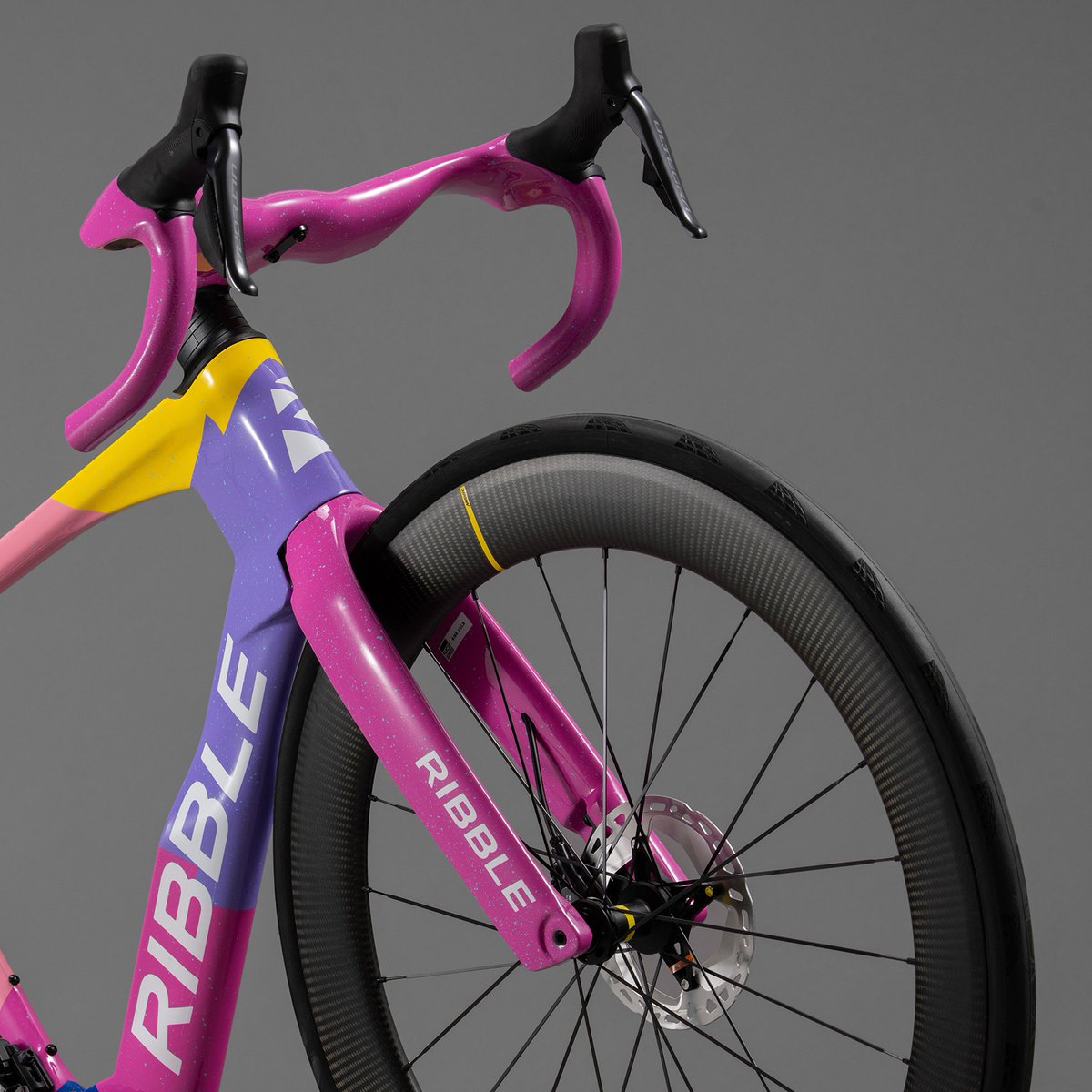 RibbleCycles's tweet photo. RIBBLE REBELLION is the all-new racing team founded by Ribble Cycles, with the primary focus of disrupting the global Crit circuit.
https://t.co/FEMTXwPK2U
#myribble #ribblerebellion https://t.co/owHnaBI3Ro