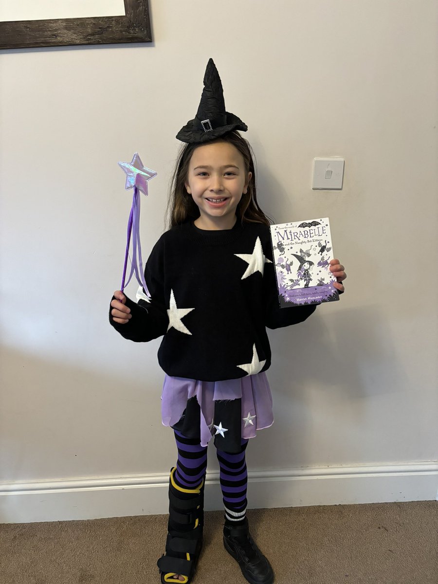 A (@apco99) on Twitter photo Mirabelle and the broken ankle, but we didn’t let it stop our fun <a href="/H_Muncaster/">Harriet Muncaster</a> #WorldBookDay2024 Mirabelle and the broken ankle, but we didn’t let it stop our fun <a href="/H_Muncaster/">Harriet Muncaster</a> #WorldBookDay2024