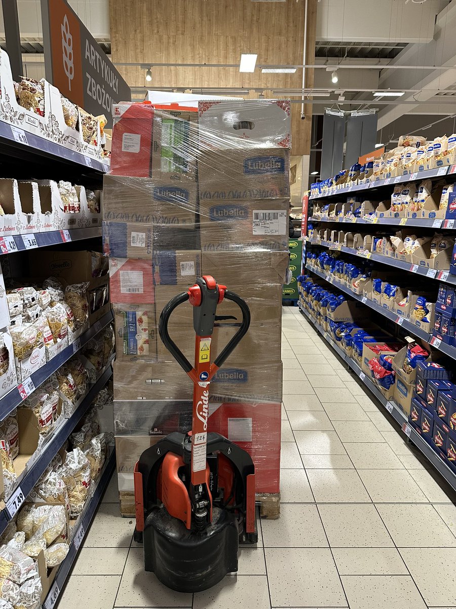 Nie tylko w Biedronce zajebane paletami 🥲 #Kaufland