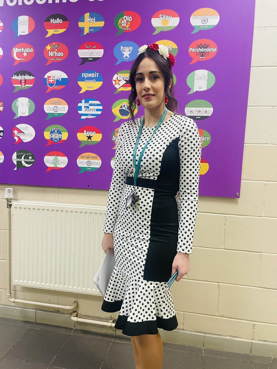 RosshallEquali1's tweet photo. Ms Gomez ready for a jam packed, fun filled day of celebration and learning 🤩🤩🤩 https://t.co/aq0EaC3wIk