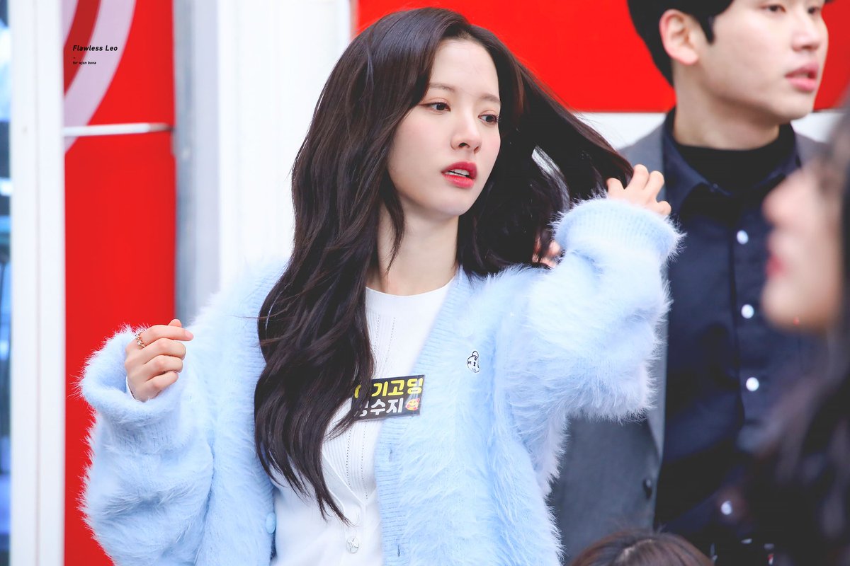 Flawless_L0819's tweet photo. 240307 피라미드게임 커피차
#보나 #김지연 https://t.co/SLOle1Emh2