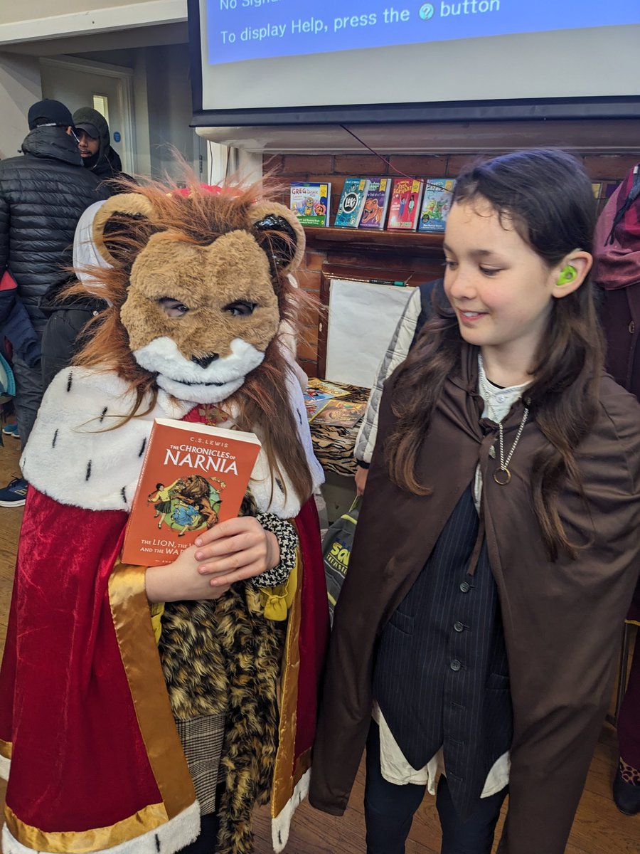 Amazing World Book Day this morning. Great to see so many dressed up children and parents. Thanks to Tesco for donating our food <a href="/Tesco/">Tesco</a> <a href="/WorldBookDayUK/">World Book Day UK 📚</a>