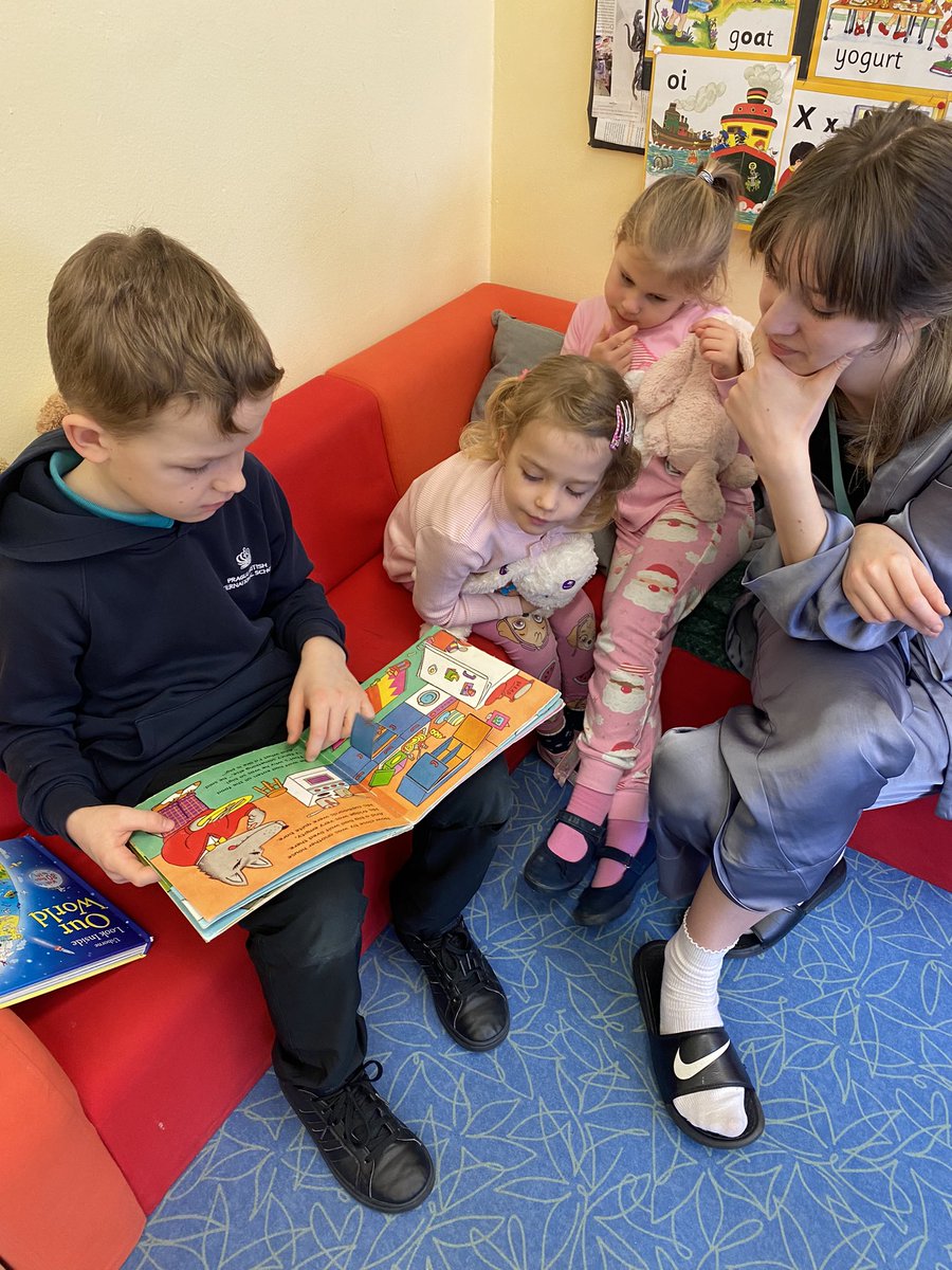 Happy World Book Day! 📚 Our excellent readers in year 4 have been reading stories to our youngest learners in EYFS this morning #WorldBookDay2024 #readingforpleasure
