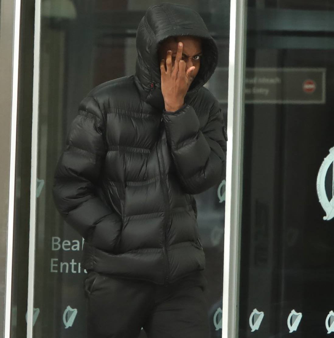 PaulHut91434196's tweet image. Ireland: Black immigrant who stabbed a teenager to death will not go to prison, court rules.
Meanwhile, Irish teacher who refused to ‘call a boy a girl’ will be finishing his second year in prison.
Once again, the courts punish Europeans while giving imported foreigners free rein