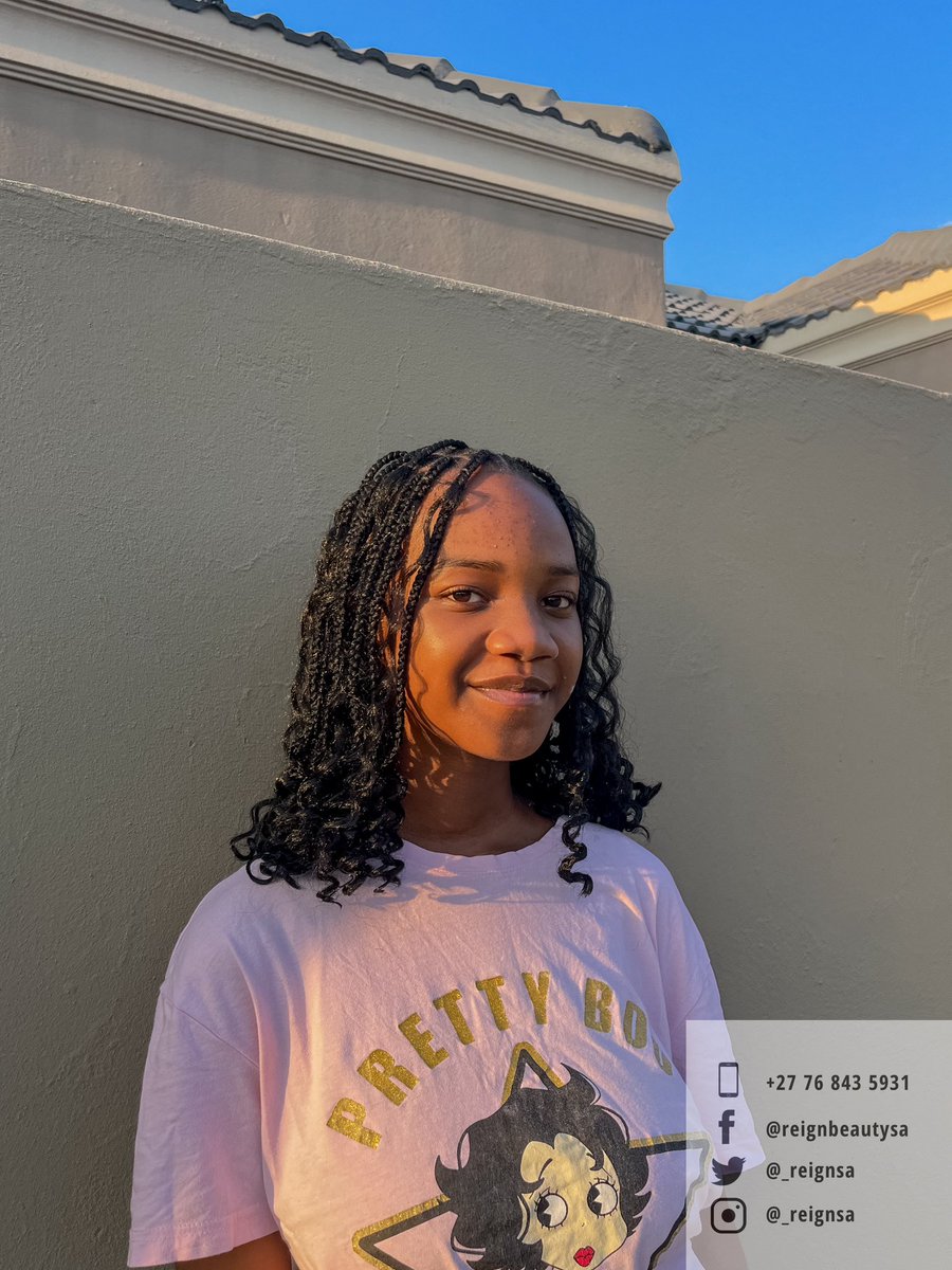 _reignsa's tweet photo. Bohemian/Goddess Knotless box braids in Medium width and Shoulder length 🥰

✨R550✨ incl hairpiece 

 📞076 843 5931
📍Bryanston | Cosmo City | Randburg | Fourways | Sandton | Rosebank | North Riding | Carlswald 

Our prices include the price of the hairpiece. 

#GirlTalkZA https://t.co/vMR10Wjg8R