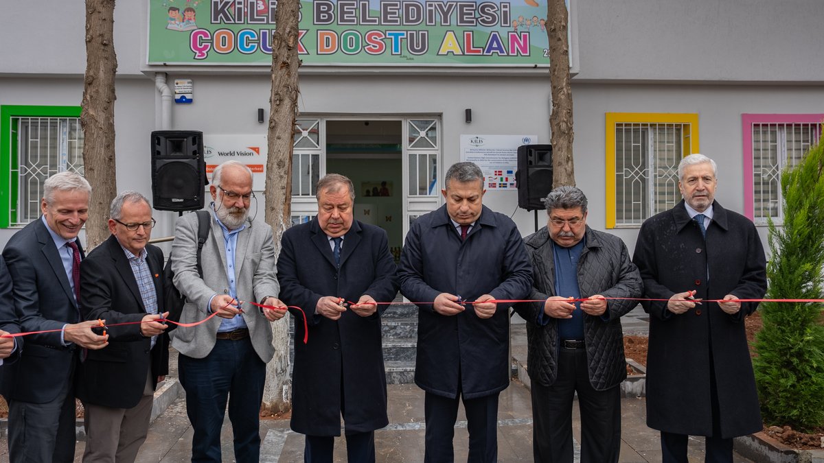 WorldVisionSR's tweet photo. @WorldVisionSR is honoured to announce the opening of LIFT- Life in Fullness Together Centre in #Kilis.
This event was attended by a group of esteemed personnel working towards providing #Childfriendlyspaces to children affected by protracted crises. https://t.co/JlWxl83Z6F