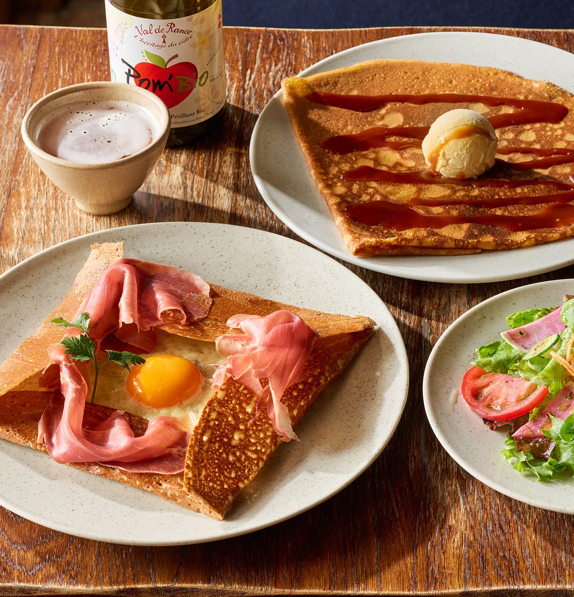 9種類のガレットからお好きなものをお選びいただける、平日限定のお得