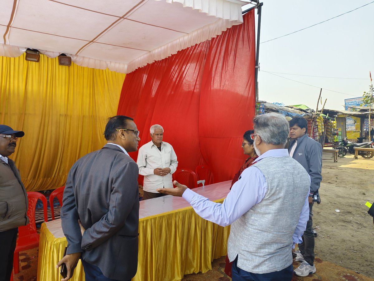 dm_hathras's tweet image. महाशिवरात्रि के दृष्टिगत चल रहे कांवड़ियों हेतु लगाये गये विभिन्न कैम्पों का भ्रमण कर जिलाधिकारी @archana_ias2014 ने की गई व्यवस्थाओं का जायजा लेते हुए आवश्यक दिशा निर्देश दिए।