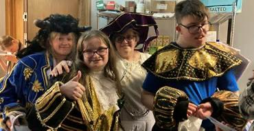 Very proud of our drama crews who are shining brightly thanks to support from <a href="/ylsgrants/">YouthLink Scotland Grant Programmes</a> and <a href="/CreativeScots/">Creative Scotland</a> 

“I was in tears I was so proud, all her family love the pictures. Thank you to you all”
 
🥰🥰🥰🥰🥰