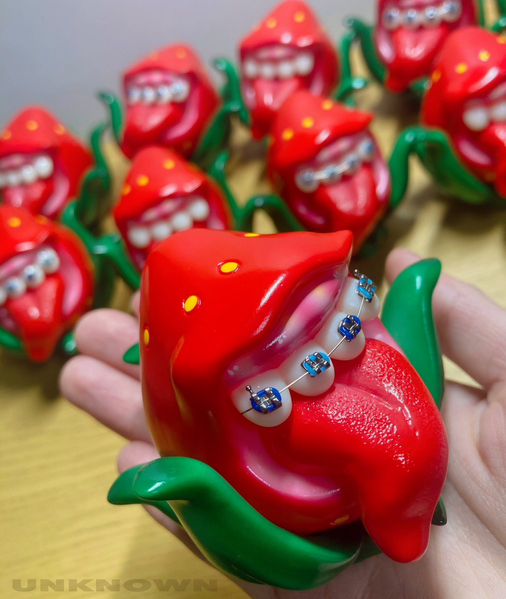 unknown_Toys's tweet photo. 次回KUCHIGO狩りは…
4月のスーフェスにて🍓🦷✨

ノーマルver含め
NEWカラーKUCHIGOも
登場予定ですので
よろしくお願い致します🙇‍♀️💭

🍓🍓💨🍓💨🍓🍓🍓💨🍓💨 https://t.co/Y1X0JNxLKF