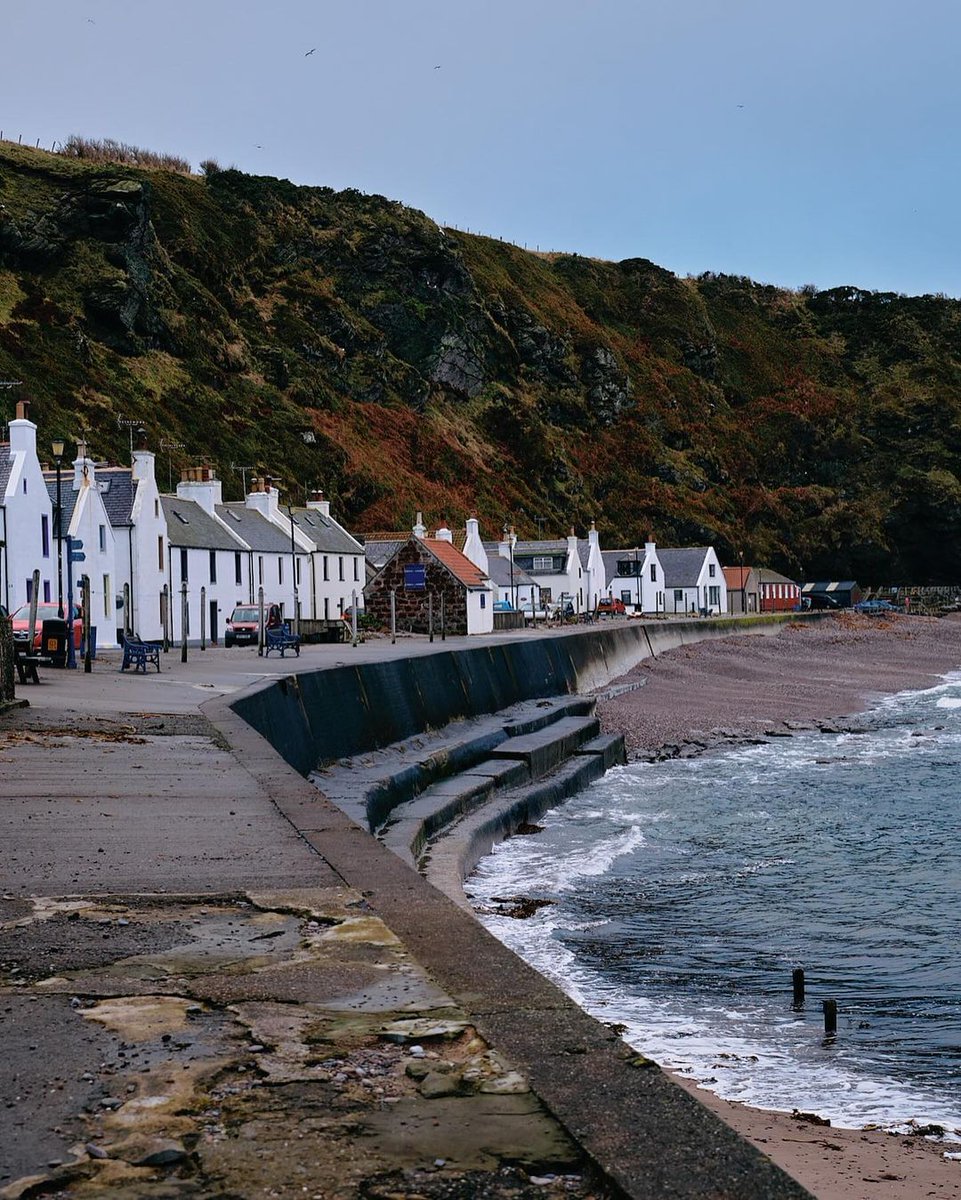 Quaint streets and coastal charm, Pennan, Aberdeenshire has it all. When will you be visiting this beloved village? 📷 instagram.com/phiseanphoto/ #VisitABDN #BeautifulABDN #VisitScotland #ScotlandIsCalling #Pennan #Aberdeenshire #Scotland