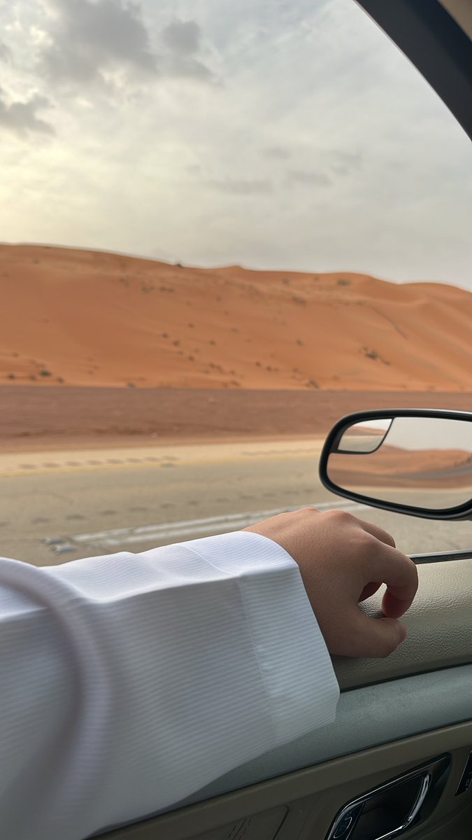 ff11_w's tweet photo. 🤎🤍

الديره اللي مابها مثل شرواك 
اكتب على عالي سماها خساره . https://t.co/NtkltZygpC