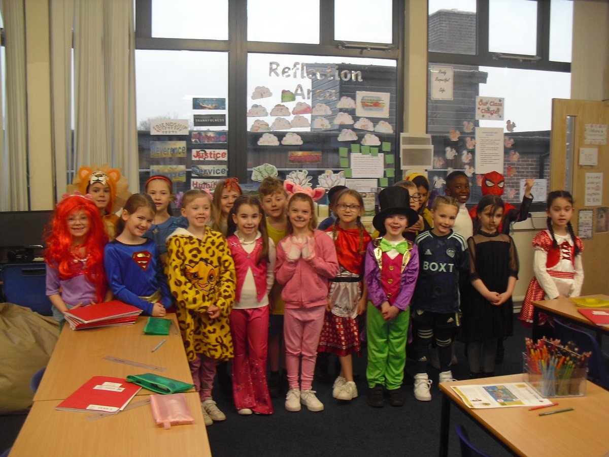 churchfield_sch's tweet photo. Squirrels are ready for @WorldBookDayUK today. We have lots of exciting activities planned for throughout the day. @StChadsAT 📚🤩 https://t.co/xpuP4GIc3G
