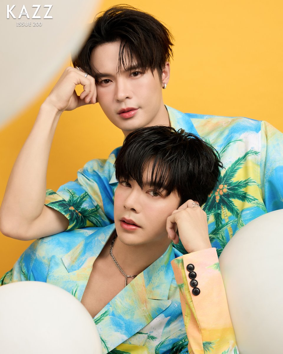 #KAZZxBillyBabe #BillyBabe

ลางสังหรณ์บอกว่าจึ้งเกิน!! สายตาแบบนี้ของสองหนุ่ม "บิลลี่ - เบ้บ" พอจะทำให้ใจใครสั่นได้บ้างน้า? 👀

➖Pre order : kazzmarket.com
➖Foreigners : worldwide.kazzmarket.com

#KAZZMAGAZINE #BillyBabe