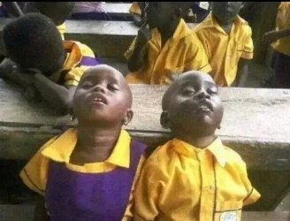 Someone's 🍎 🍏 ebisera ebyo