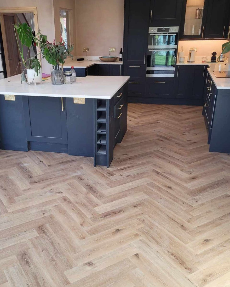 Shoutout to Derwenthorpe Flooring ltd 🌟 Stunning installation of Tromso Woodland Fir Herringbone LVT across the downstairs of this lovely modern home! ✅ Authentic Wood Appearance ✅ Herringbone Design ✅ 0.55mm Wear Layer #lvtflooring #tromso #flooringinstallation