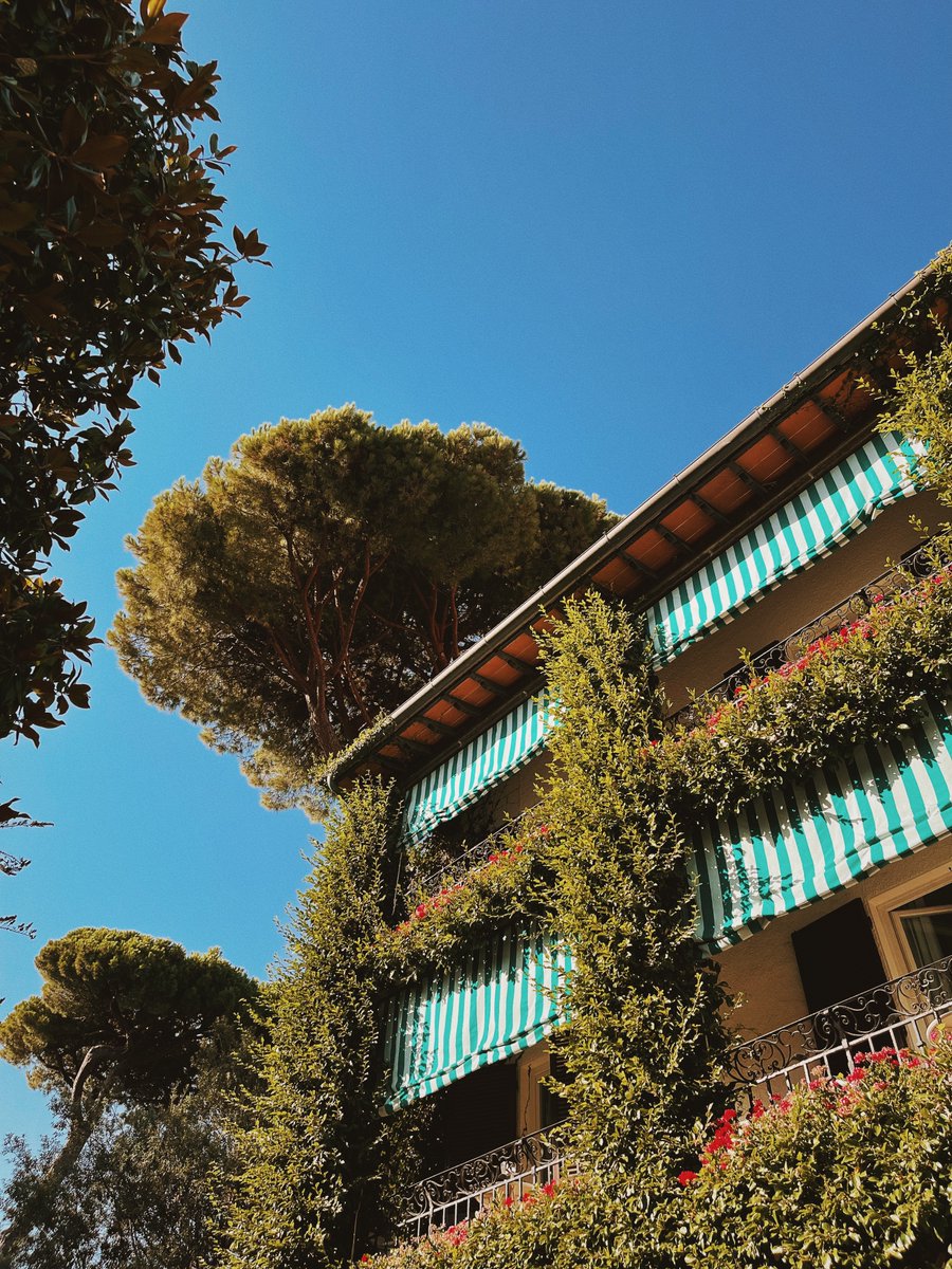 Augustus Hotel & Resort, a sensory journey where you can enjoy breathtaking views and unforgettable moments.  

#AugustusHotelResort #LuxuryLifestyle #FortedeiMarmi