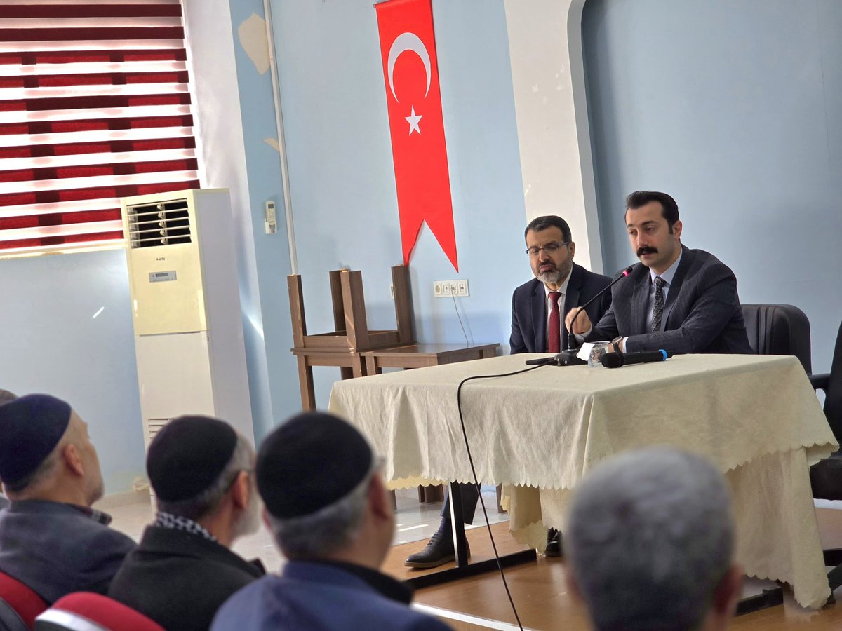 Kaymakamımız Sayın <a href="/mfgunlu/">Muhammed Fatih GÜNLÜ</a>,

İlçemiz Müftülüğünün aylık mutat toplantısına katılarak imamlarla hasbihal etti.

📍Müftülük Toplantı Salonu