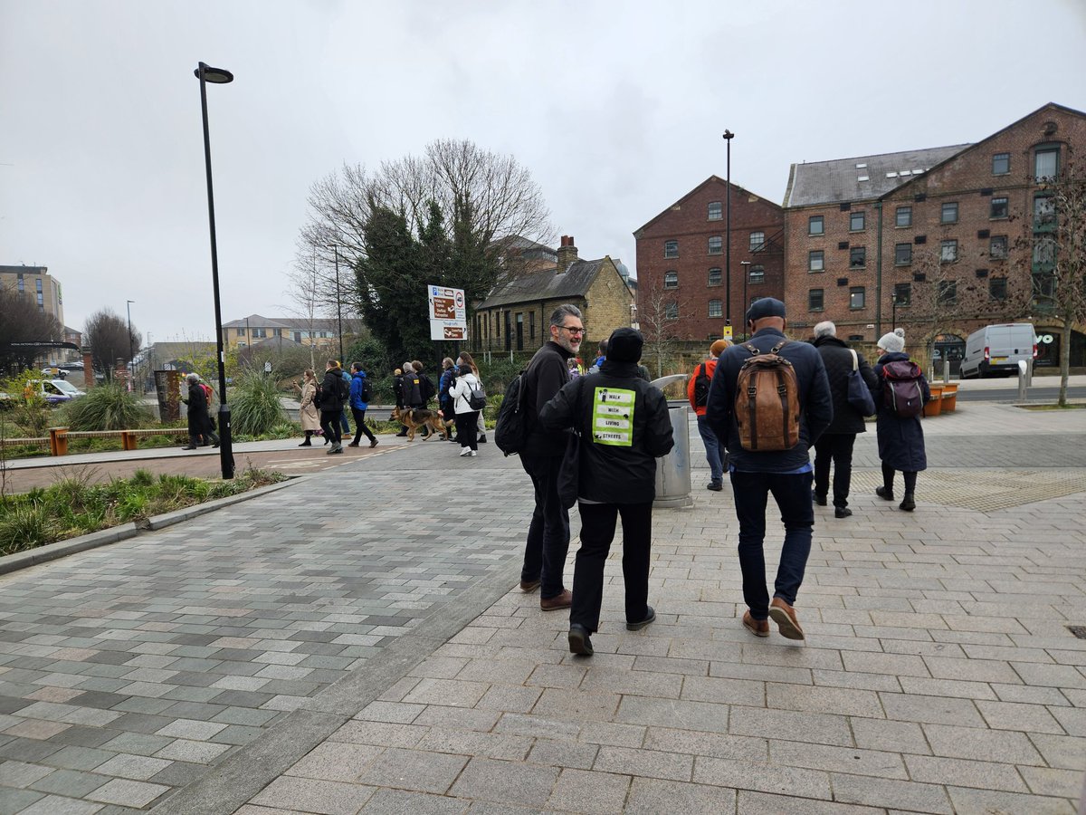 LouRobbins's tweet photo. I think they're going where I'm going! A led walk from the station to the @livingstreets National Conference venue, Sheffield. @GmWalks @GMMoving https://t.co/JUflVV4sFq