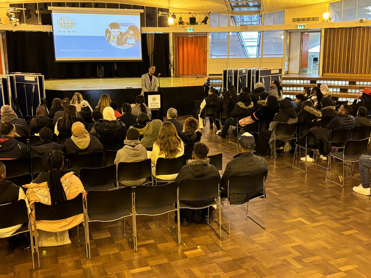 ArkGlobeAcademy's tweet image. Our Secondary Open Morning was a resounding success! 🎉 

An inspiring speech from our Head Boy and Executive Principal set the tone for an exciting journey ahead. 📚✨ Thank you to all who made this a fantastic event!

#TransitionSuccess @ArkSchools @MattJones_Globe