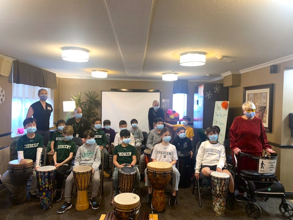 In collaboration with The Crescent School, we organized an intergenerational music program across SPRINT Senior Care sites this week. The students' outstanding performance brought a lot of joy to our clients and residents! ❤️