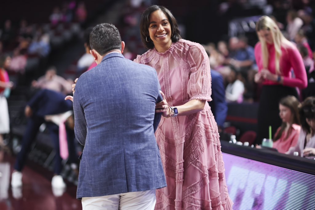 Happy birthday to our leader ‼️ Hope you have an amazing day, @CoachJoniTaylor ❤️ #GigEm | #TOUGH