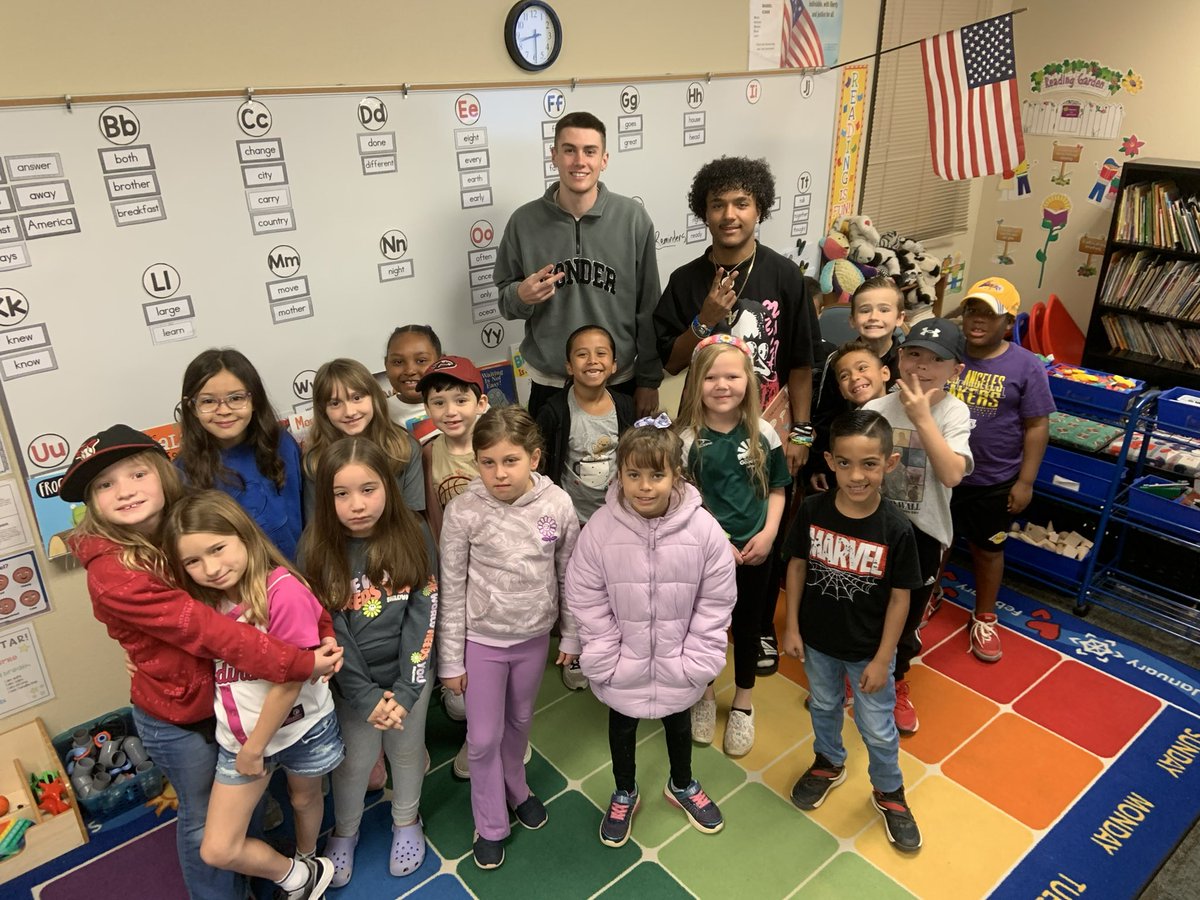 Shout out to our amazing football players for taking the time out to go and help the youth. 

On Monday they went to Mabel Elementary to read and fellowship with some amazing young people. 

Thank you to Mrs Willis for setting this up! 

#WeAreDE #SNWY #WestsiDE 🦂🦂🦂